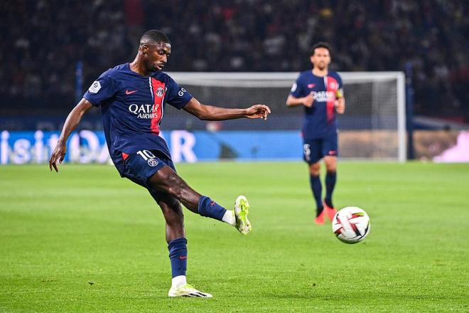 库尼亚：姆伯莫是个了不起的球员，能和他并肩作战很棒