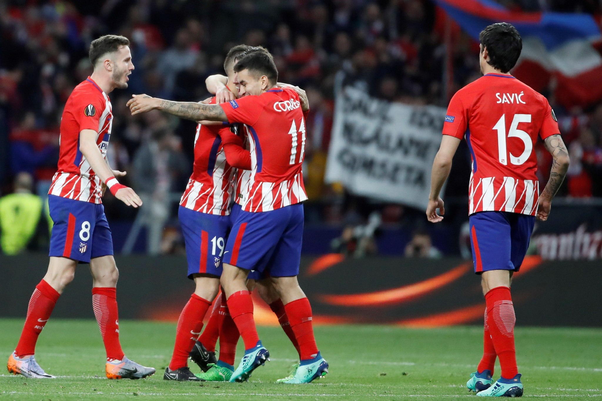 斯帕莱蒂：弗拉霍维奇会缺阵两三个月；我们要赢而且踢得漂亮