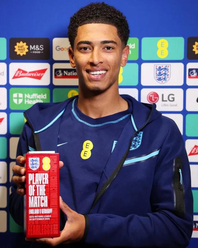 布朗过去6场场均33.3分7.3板7.2助，带队5胜1负